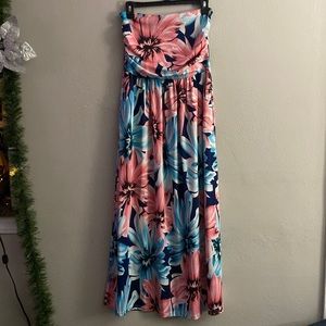 Blue/pink floral maxi dress with pockets